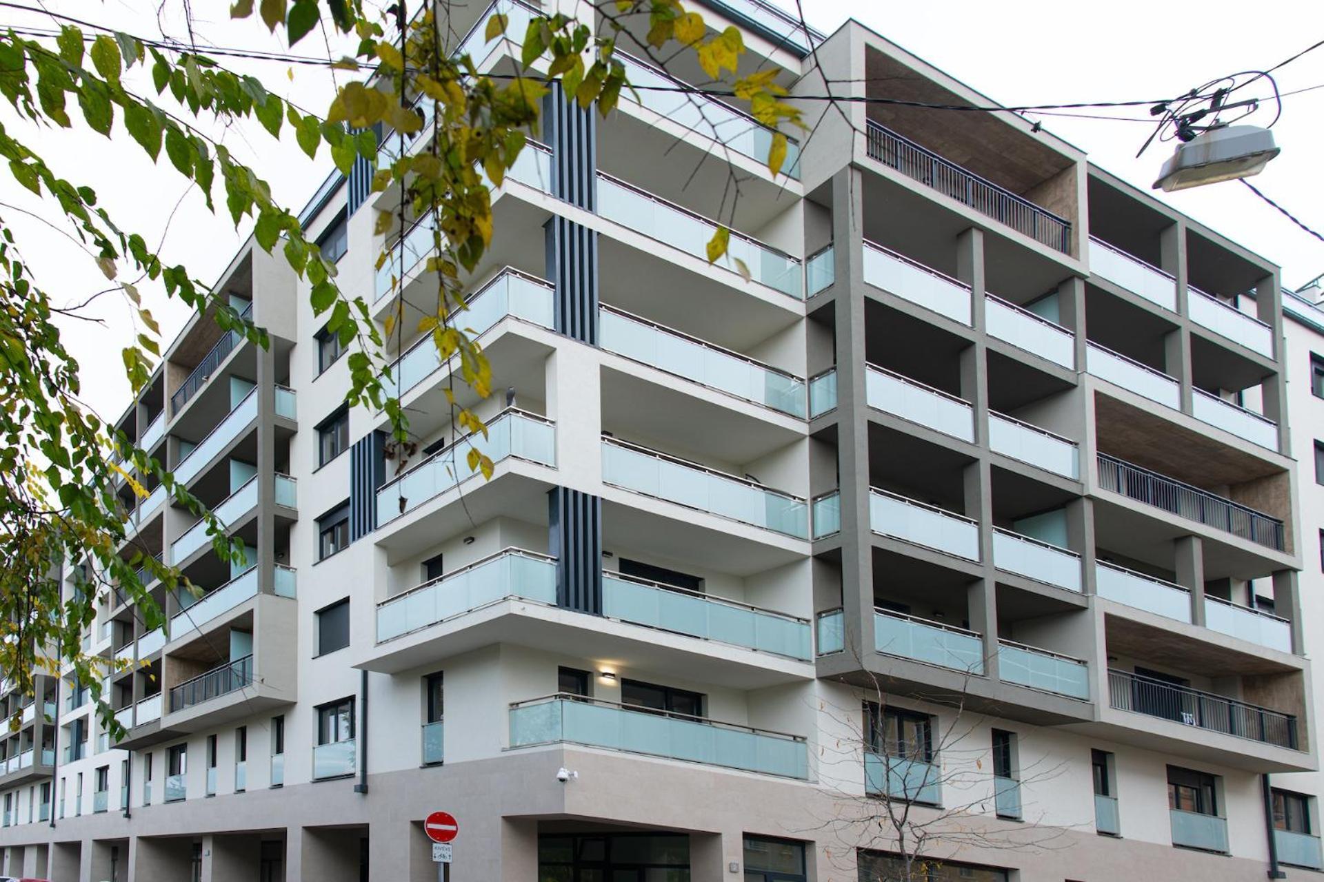 Westside Apartments By Urbanrent Budapest Exterior foto